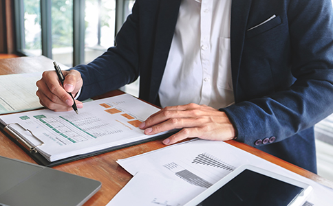 向工商部門提交注銷申請(qǐng)