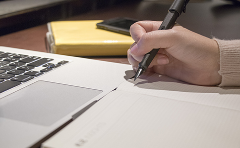 公司成立后報(bào)稅時(shí)間