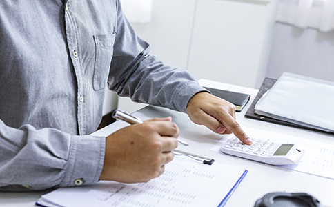 注冊(cè)個(gè)獨(dú)公司：流程、費(fèi)用及注意事項(xiàng)