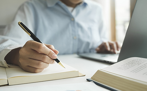 財務(wù)公司收費標(biāo)準(zhǔn)是多少？